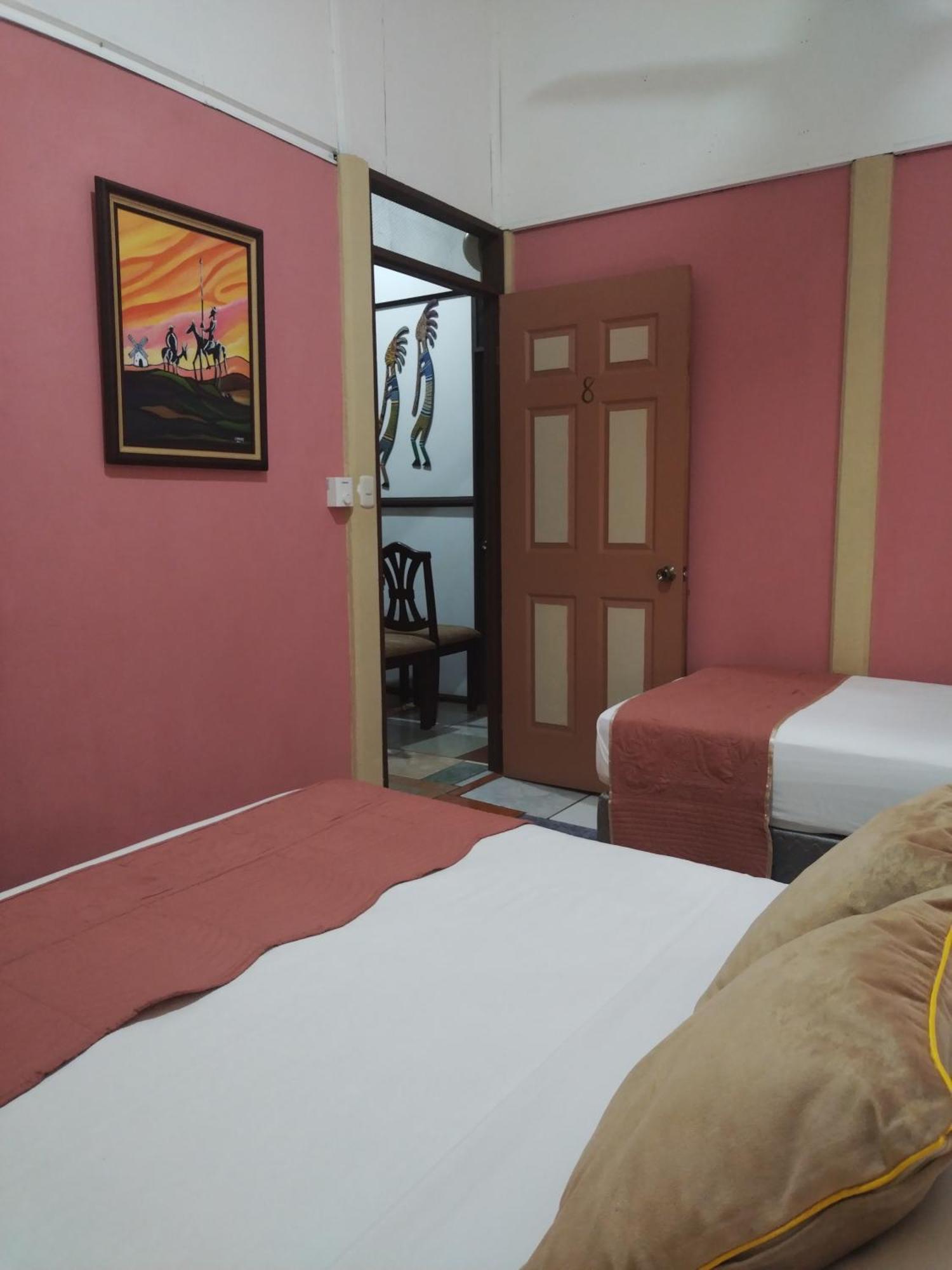 Villa Gabriela, Casa Tucan Liberia Room photo