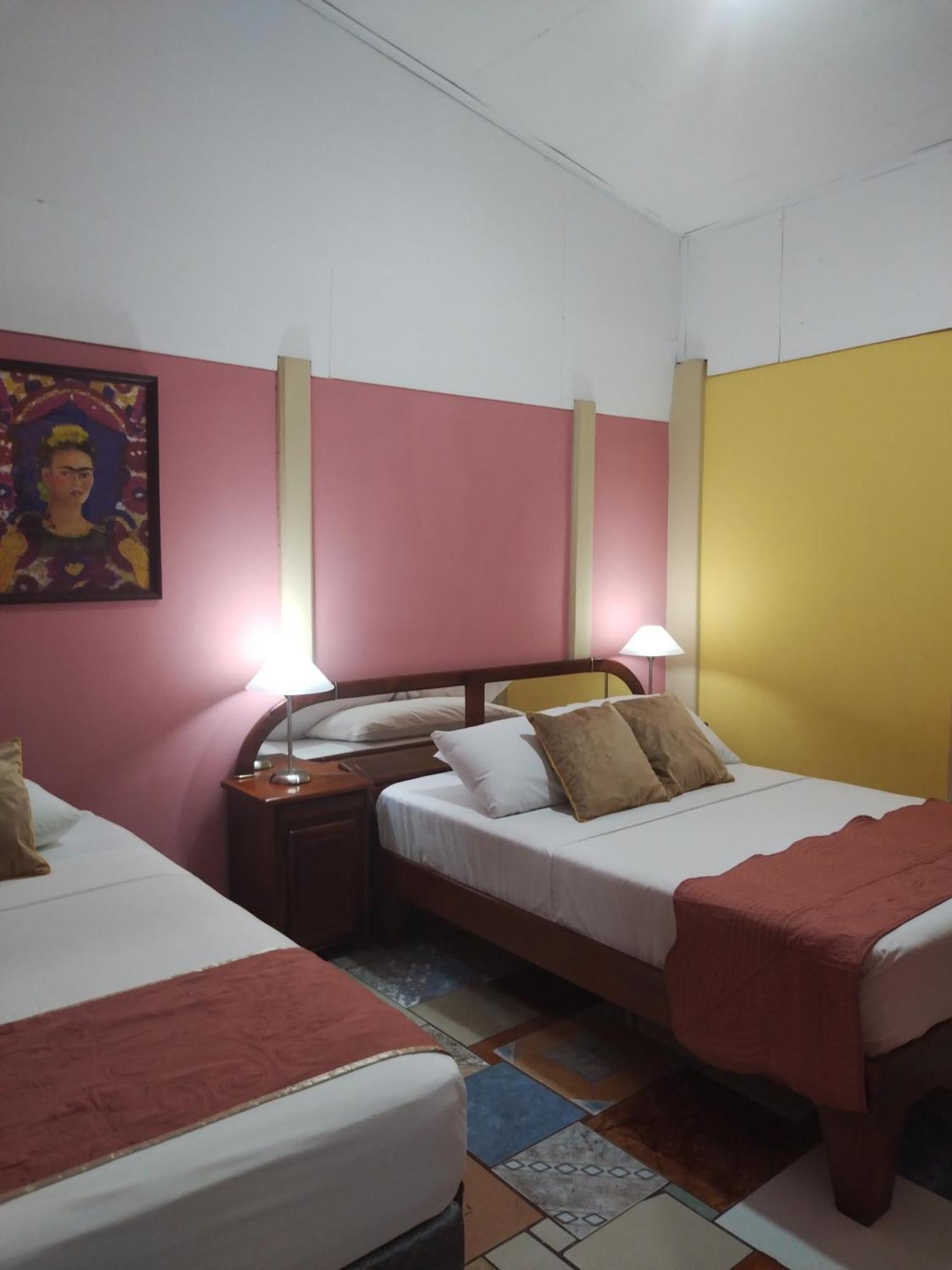 Villa Gabriela, Casa Tucan Liberia Room photo